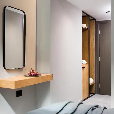 11 Enteka Acropolis 4* Athen