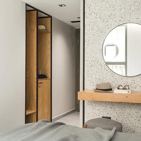Hotel 11 Enteka Acropolis 4*