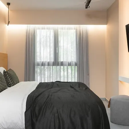 11 Enteka Acropolis 4*