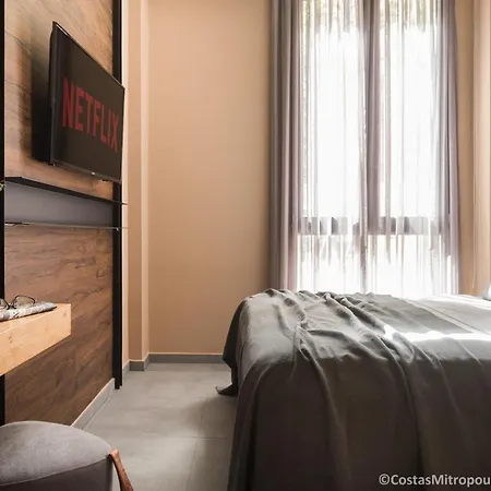 11 Enteka Acropolis 4* Athen